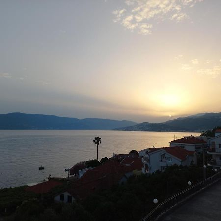 Villa Angelina Kumbor Buitenkant foto