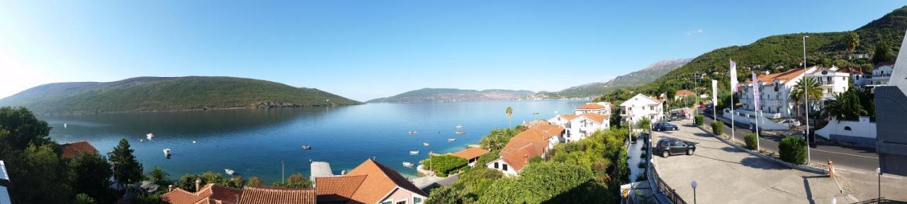 Villa Angelina Kumbor Buitenkant foto